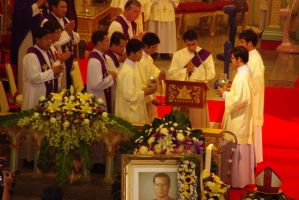 bishop_manat2011_24-2oct13.JPG