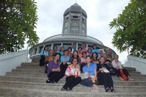 women2011_17sep18.JPG