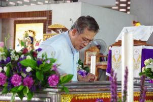 bishop_manat2011_23oct001.JPG