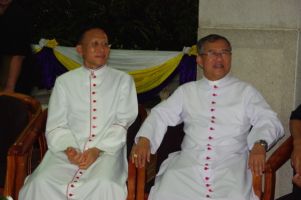 bishop_manat2011_23oct015.JPG