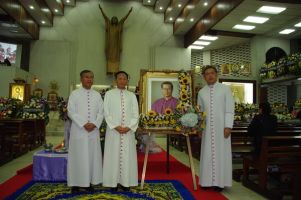 bishop_manat2011_23oct019.JPG