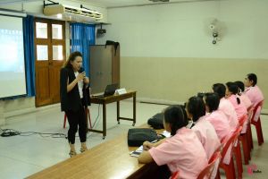 loveis2016_17sep009.jpg