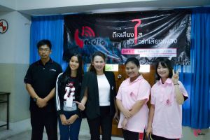 loveis2016_17sep014.jpg