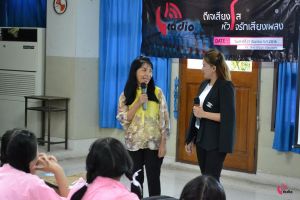 loveis2016_17sep051.jpg