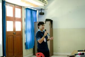 loveis2016_17sep052.jpg
