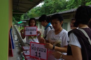 01flood2011_daruna_camp001.JPG