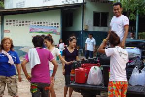 01flood2011_daruna_camp071.JPG