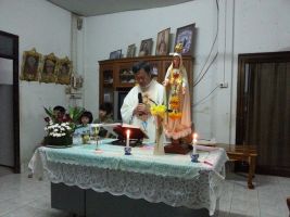rosary2012watthung08.jpg
