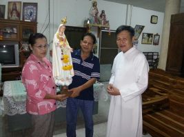 rosary2012watthung09.jpg