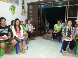 rosary2012watthung12.jpg