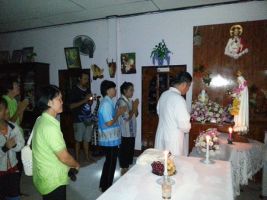 rosary2012watthung17.jpg