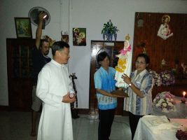 rosary2012watthung18.jpg