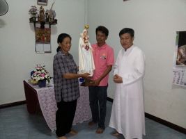 rosary2012watthung33.jpg