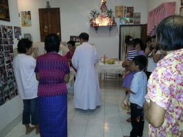 rosary2012watthung50.jpg