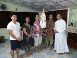 rosary2012watthung59.jpg