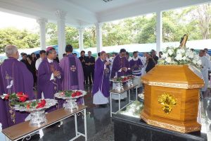 2011_15jun44.JPG