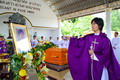 พิธีปลงศพมารดาคุณพ่อปราโมทย์  นิลเพ็ชร
