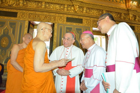 สภาประมุขบาทหลวงโรมันคาทอลิกแห่งประเทศไทย เข้าถวายมุทิตาจิต สมเด็จพระอริยวงศาคตญาณ  สมเด็จพระสังฆราช สกลมหาสังฆปริณายก