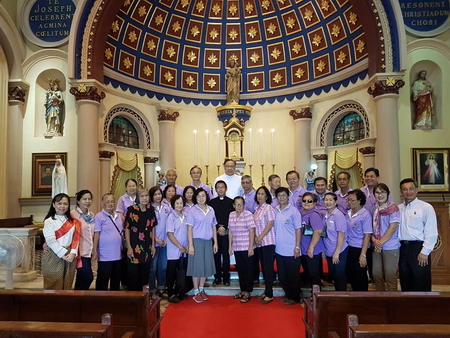 ผู้สูงวัย ร.ร.ศิษย์พระคริสต์จาริกแสวงบุญ