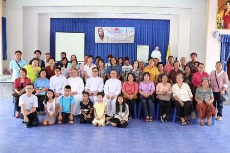"ฟื้นฟูการดำเนินชีวิตคริสตชน วัดพระคริสตหฤทัย วัดเพลง" 