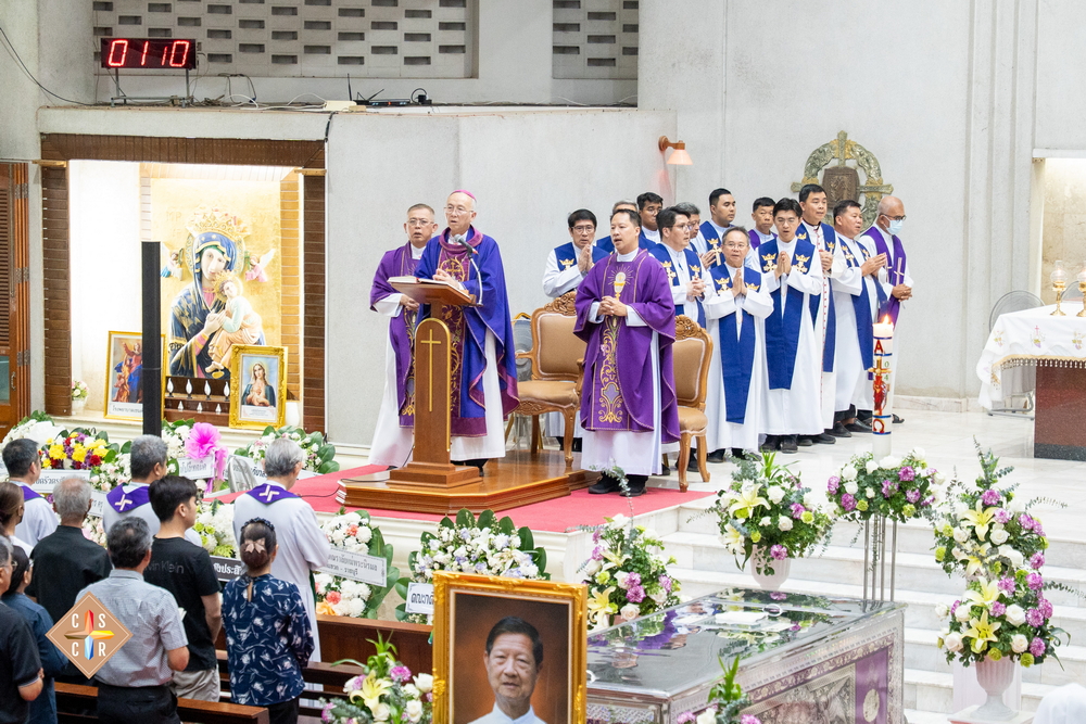 พิธีกรรมอุทิศแด่คุณพ่อราฟาแอล สมบูรณ์  แสงประสิทธิ์ คืนที่ 3
