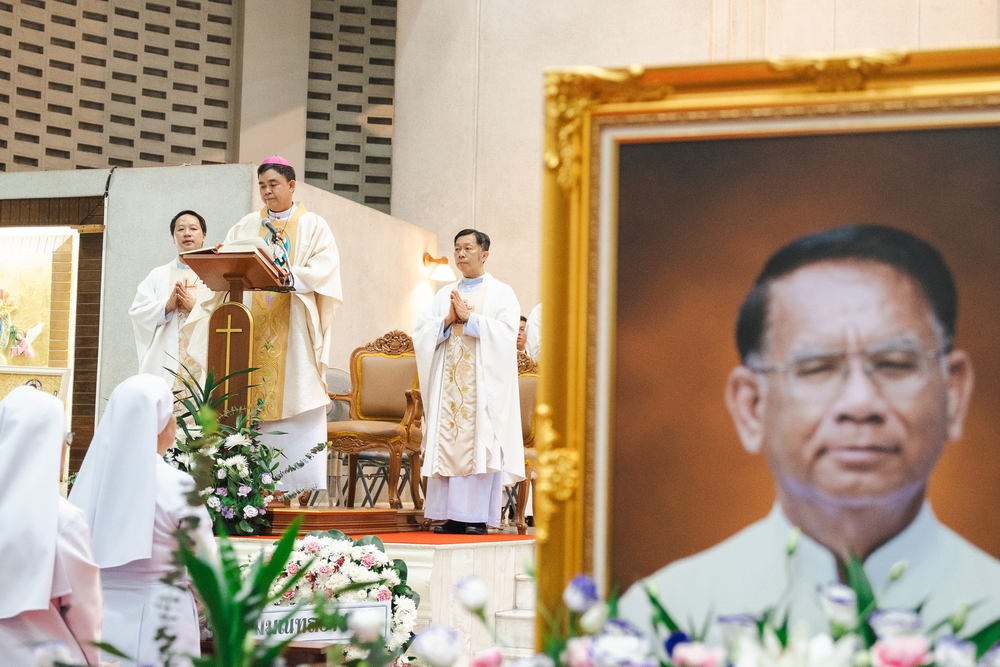 พิธีกรรมอุทิศแด่คุณพ่ออีเรเนอุส ดำรง บุญรติวงศ์ คืนที่ 1