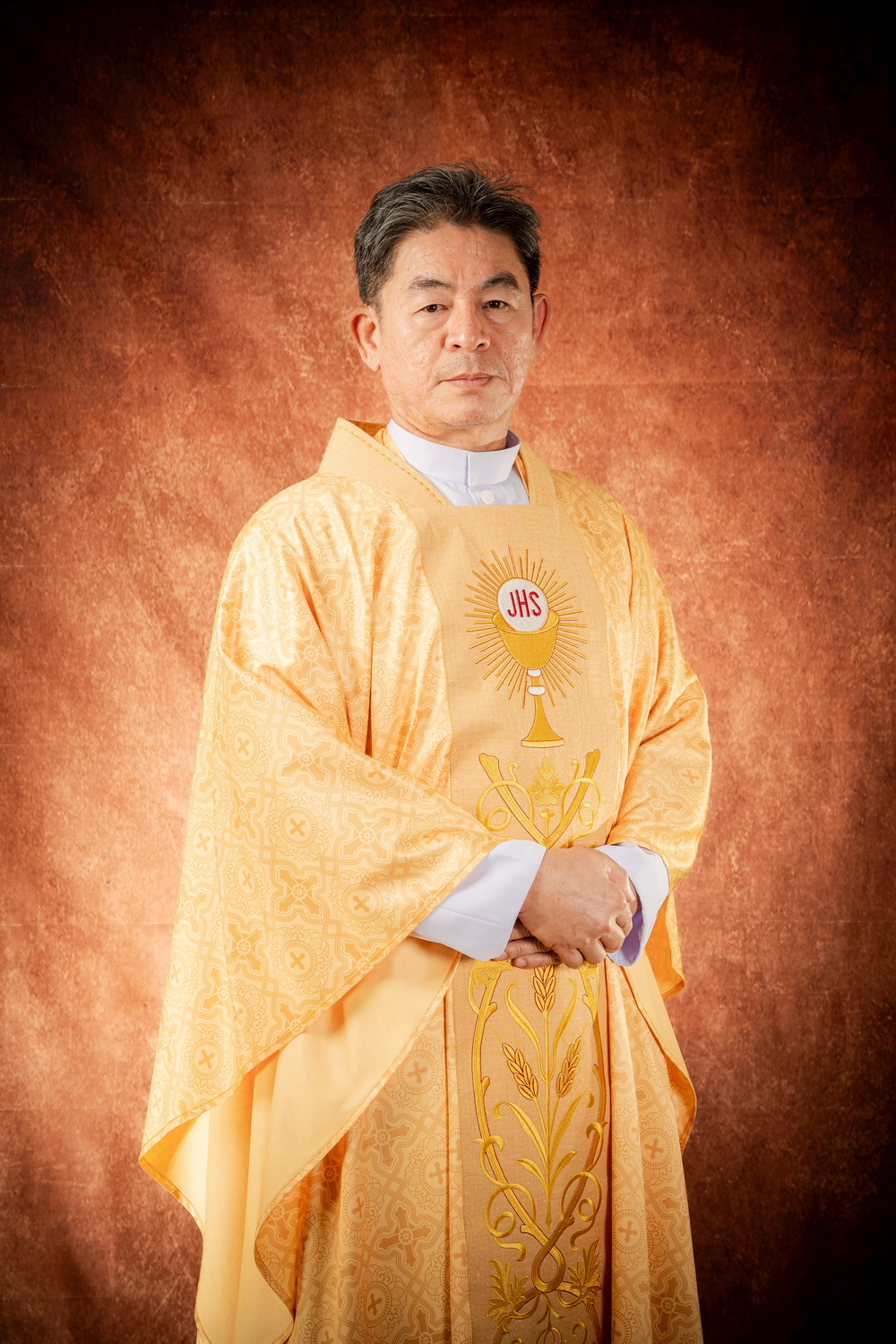 คุณพ่อยอห์น รัตนศักดิ์ กิจสกุล
