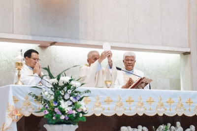 พิธีกรรมอุทิศแด่คุณพ่ออีเรเนอุส ดำรง บุญรติวงศ์ คืนที่ 2